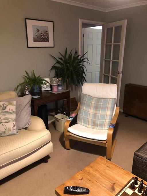 Lovely Riverside Flat Stifford エクステリア 写真